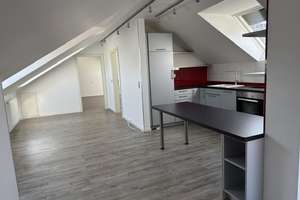 Exklusive 2-Zimmer-DGWohnung zentral in Ka-Grünwettersbach