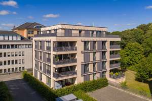 Einzigartige exklusive, barrierefreie 4-Zimmerwohnung direkt am Wasser mit Loggia und Tiefgarage – Die vollständige Adresse der Immobilie erhältst du vom Anbieter., 23558 Sankt Lorenz Süd, Lübeck – Vorschaubild 2