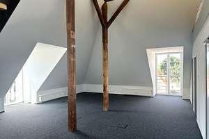 charmantes "Wohnbüro" im Dachgeschoss mit Galerie im Quartier Bahrenfeld – Wichmannstrasse 4, 22609 Bahrenfeld, Hamburg – Vorschaubild 5