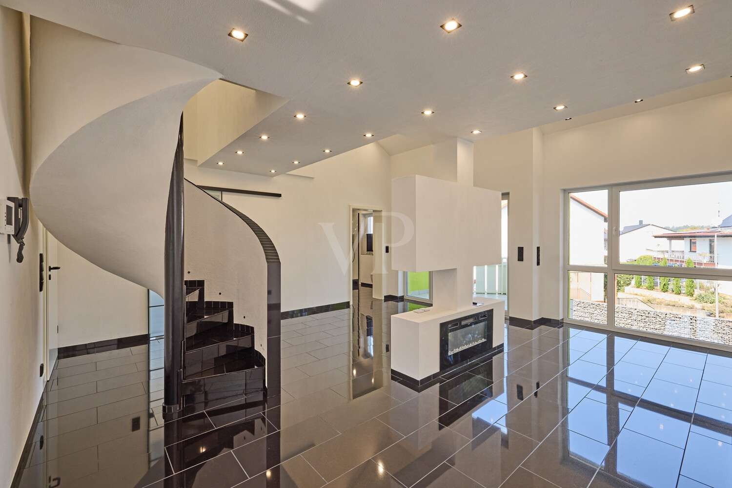 Immobilie in Lützelbach - Modernisiertes Mehrfamilienhaus: Großzügiges Wohnerlebnis - Bild 4