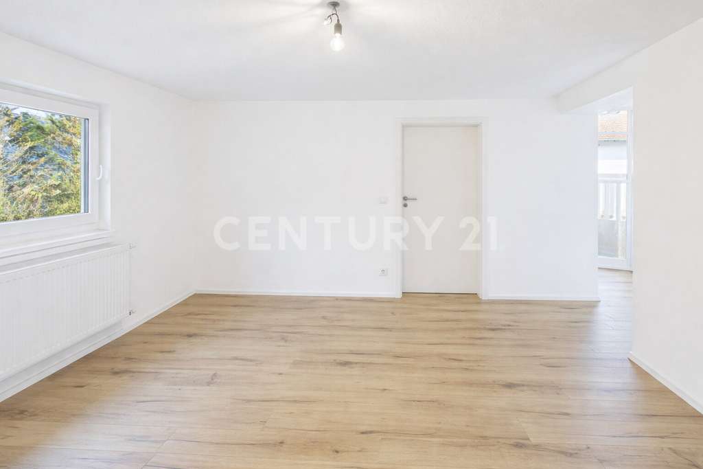 Immobilie in Altenmarkt an der Alz - 2-Zimmer-Wohnung mit Balkon & Stellplatz - Bild 2