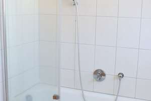 Provisionsfrei: Helle 4-Zimmer-Wohnung mit Klimaanlage, großem Balkon & Carport in Freiburg-Waltersh – 79112 Waltershofen, Freiburg im Breisgau – Vorschaubild 17