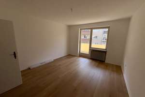 Renovierte 3-Zimmer-Wohnung mit Balkon in zentraler Lage – Corneliusstraße 125, 40215 Friedrichstadt, Düsseldorf – Vorschaubild 7