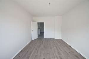 Auch als WG geeignet! Renovierte 2-Zi-Whg mit Balkon  – Kruppstr. 95, 40227 Oberbilk, Düsseldorf – Vorschaubild 6