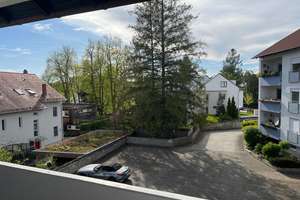 Möblierte 1-Zimmer-Wohnung mit Balkon in zentraler Lage in Erlangen zu vermieten – Ebrardstraße 118, 91054 Sieglitzhof, Erlangen – Vorschaubild 2