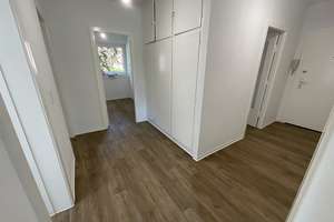 Frisch renovierte 2,5 Zimmer-Wohnung mit Balkon und Tageslichtbad mit Wanne – 23554 Sankt Lorenz Nord, Lübeck – Vorschaubild 26