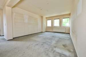GROSSER BALKON MIT BLICK INS GRÜNE - ZUM SELBSTGESTALTEN - NÄHE PARK AM TELTOWKANAL – 12207 Lichterfelde, Berlin – Vorschaubild 9