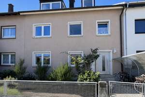 Charmantes 4-Familienhaus mit vielseitigem Potenzial in attraktiver Karlsruher Wohnlage. – Die vollständige Adresse der Immobilie erhältst du vom Anbieter., 76187 Nordweststadt, Karlsruhe – Vorschaubild 1