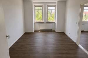 3-Zimmer-Denkmalwohnung – stilvoll saniert | ideal für Familien, WG oder Mitarbeiter – Waldstraße 7, 90763 Südstadt Industriegebiet, Fürth – Vorschaubild 2
