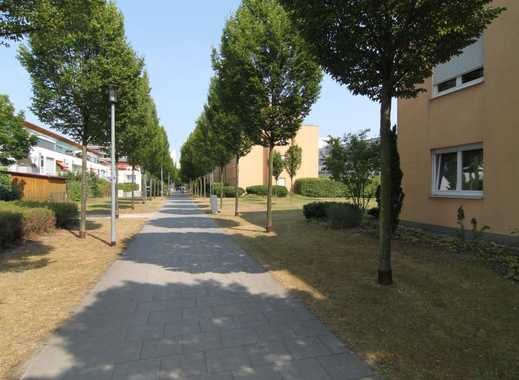 Sonnige 3-Zimmer m.Terrasse, Garten u. Blick aufs Wasser! Gäste Toilette m.Fenster – extra Hobbyraum