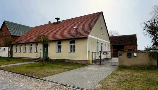 Bild von Ländliche Immobilie mit Charme und vielseitigen Nutzungsmöglichkeiten in Wiepke