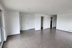 **Helle, moderne 4-Zi.-Wohnung mit EBK und TG-Stellplatz** – Die vollständige Adresse der Immobilie erhältst du vom Anbieter., 70374 Muckensturm, Stuttgart – Vorschaubild 3