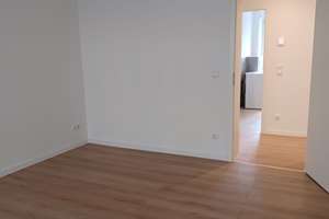 2-Zimmer-Wohnung renoviert mit Balkon und zentral gelegen – Willstraße 8, 90429 Bärenschanze, Nürnberg – Vorschaubild 1