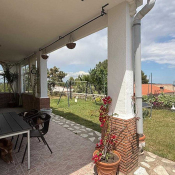 Chalet in Godelleta