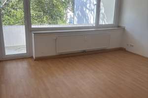 Familien aufgepasst! Großzügige 3-Raum-Wohnung in Essen-Altendorf freut sich auf eine Neuvermietung – Hagenbeckstr. 12, 45143 Altendorf, Essen – Vorschaubild 10
