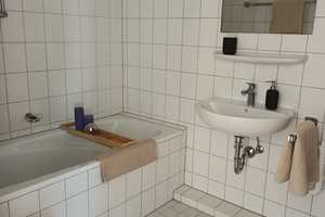 Besichtigung , Montag, 31.03.25 - 16:00 -18:00 Uhr- tolle 3-Zimmer-Wohnung mit großer Küche – Gerta-Overbeck-Ring 26, 38446 Wolfsburg – Vorschaubild 10