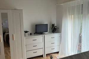 1-Zimmer-Dachgeschosswohnung mit Einbauküche in Siegen – Die vollständige Adresse der Immobilie erhältst du vom Anbieter., 57072 Siegen, Siegen – Vorschaubild 8