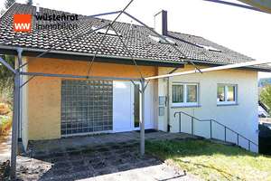 Zweifamilienhaus mit Einliegerwohnung und drei Garagen in Glatten in bester Aussichtslage. – Die vollständige Adresse der Immobilie erhältst du vom Anbieter., 72293 Glatten – Vorschaubild 2