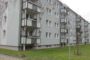 WOHNEN AN DER GERA 2 Raumwohnung mit Einbauküche,teilmöbliert – Nettebeckufer 54, 99089 Ilversgehofen, Erfurt – Vorschaubild 2