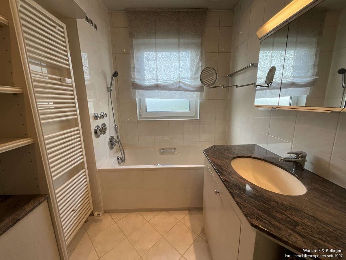 Immobilie in Wendelstein - 4-Zimmer-Penthouse mit traumhafter Dachterrasse in Wendelstein-Großschwarzenlohe - Bild 2