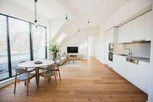 Erstbezug: Neubau-Penthouse im Stephankiez – modern, effizient & sofort bezugsbereit