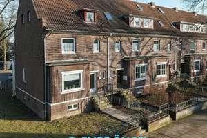 Exklusive Lage Schwachhausen! – Reihenendhaus mit Garten & Garage!