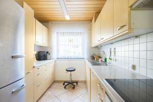 Ein Zuhause für Generationen – großzügiges Zweifamilienhaus mit ausgebautem Dachgeschoss – Die vollständige Adresse der Immobilie erhältst du vom Anbieter., 76275 Ettlingen – Vorschaubild 3