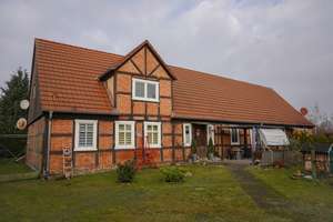 Renoviertes 5-Zimmer Haus mit 188 m² in Perleberg OT Düpow – Dorfstraße 39a, 19348 Perleberg – Vorschaubild 1