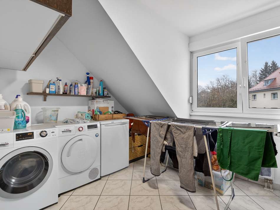 Hauswirtschaftsraum DG