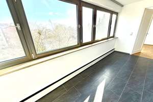 Wohnen am Stadtpark!
Ihre 3,5 Zimmer Wohnung mit Aufzug im Westen! – Die vollständige Adresse der Immobilie erhältst du vom Anbieter., 93049 Westenviertel, Regensburg – Vorschaubild 6