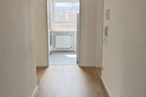 Helle 2-Zimmer DG-Wohnung mit neuer Einbauküche und Tageslichtbad – Friedrich-Münch-Straße 45, 75417 Mühlacker – Vorschaubild 9