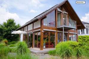 Provi frei Einfamilienhaus mit Wintergarten und Carport - 