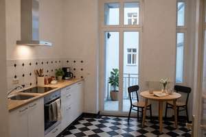 "Stilvolle Altbauwohnung im 3. OG mit 2 Balkonen im begehrten Helmholtz-Kiez" – Stargarder Straße 21, 10437 Prenzlauer Berg, Berlin – Vorschaubild 14