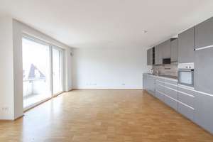 Sonnendurchflutetes Wohnambiente mit Loggia und Designbad im Maybach-Quartier – Maybachstraße 27, 70469 Bahnhof Feuerbach, Stuttgart – Vorschaubild 3