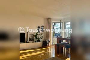 Tauschwohnung: Lichtdurchflutete Wohnung in ruhiger Seitenstraße