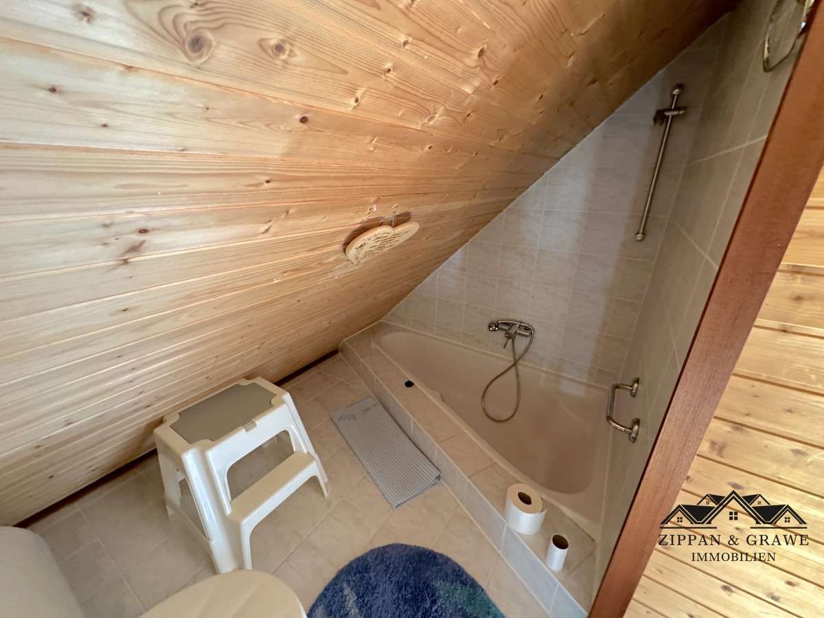 Immobilie in Pruchten - Charmantes Einfamilienhaus mit großem Garten und separatem Dachgeschoss in begehrter Lage - Bild 3