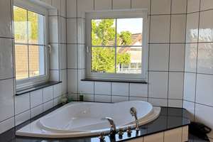 Lichtdurchflutetes Einfamilienhaus (Doppelhaushälfte) mit Großzügiger Garage in idyllischer Grünlage – Die vollständige Adresse der Immobilie erhältst du vom Anbieter., 44805 Harpen/Rosenberg, Bochum – Vorschaubild 33