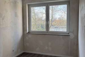 3,5 Zimmer-Wohnung mit Balkon und Fußbodenheizung! – Grabenstr. 117, 45141 Stoppenberg, Essen – Vorschaubild 5