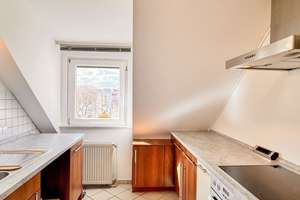 Charmante Dachgeschosswohnung im Jugendstil-Altbau – Wohnen in bester Weststadtlage – Die vollständige Adresse der Immobilie erhältst du vom Anbieter., 69115 Südstadt, Heidelberg – Vorschaubild 13