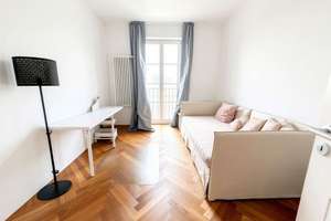 Joli Cœur: 3 Zimmer, Westbalkon, Gäste-WC und stilvolle Ausstattung auf ca. 85 m² – Die vollständige Adresse der Immobilie erhältst du vom Anbieter., 14059 Charlottenburg, Berlin – Vorschaubild 9