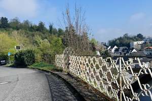 Viel Platz für Ideen: Großzügiges Einfamilienhaus mit idyllischem Garten für F – Die vollständige Adresse der Immobilie erhältst du vom Anbieter., 53424 Remagen – Vorschaubild 3