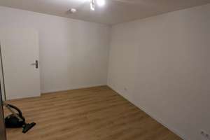 Helle 3-Zimmer Wohnung mit Balkon im 3. OG in Mannheim-Käfertal + KFZ STELLPLATZ