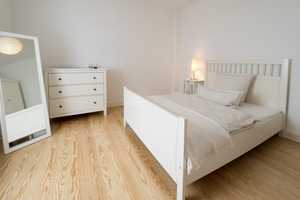 2-Zimmer-Altbauwohnung MODERNISIERT und MÖBLIERT mit Balkon in Winterhude Mühlenkamp / Kuhnsweg – Kuhnsweg 6, 22303 Hamburg – Vorschaubild 9