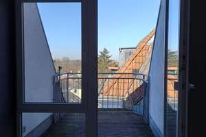 Helle ruhige 2-Zimmer Wohnung mit Balkon