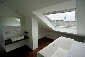 Traumhafte Dachgeschoss-Maisonette-Wohnung über den Dächern von Deutz.  PROVISIONSFREI! – Die vollständige Adresse der Immobilie erhältst du vom Anbieter., 50679 Deutz, Köln – Vorschaubild 23