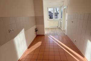 4-Zimmer-Wohnung mit 2 Bädern und Süd-Balkon mit Fernsehturmblick – Charlottenburger Str. 47, 13086 Weißensee, Berlin – Vorschaubild 8