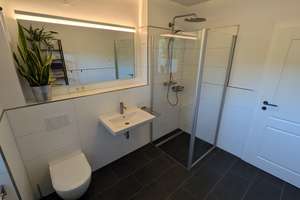 Barrierefreie, exklusiv ausgestattete 3-Zimmer-Erdgeschosswohnung mit Sonnenterrasse & Privatgarten – Die vollständige Adresse der Immobilie erhältst du vom Anbieter., 22559 Rissen, Hamburg – Vorschaubild 5