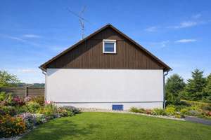 Freistehendes Einfamilienhaus mit großzügigem Grundstück zu verkaufen – Die vollständige Adresse der Immobilie erhältst du vom Anbieter., 87651 Bidingen – Vorschaubild 4