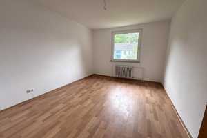 schön geschnittene 3-Zimmerwohnung mit Balkon – Franz-Schubert-Straße 14, 47228 Duisburg – Vorschaubild 3