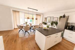 3-Raum Wohnung mit Balkon und EKB in Top-Lage